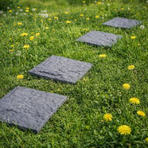 4 Pack Garden Stepping Stones – Durable Stone Effect Outdoor Path Tiles