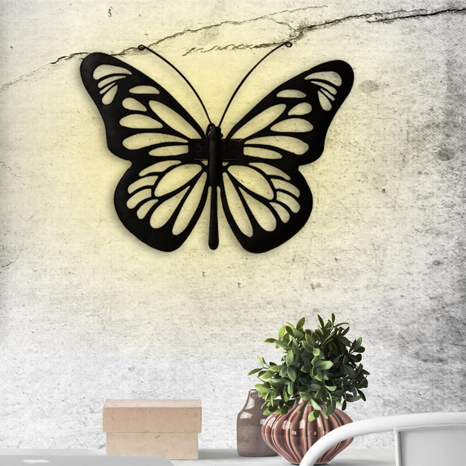 AAMEN Weatherproof Solar LED Butterfly Wall Art, Garden Metal Butterfly Outdoor Fence Ornaments Decoration Lights, Novelty Fence Wall Decoration Light - Outdoor with White Glow