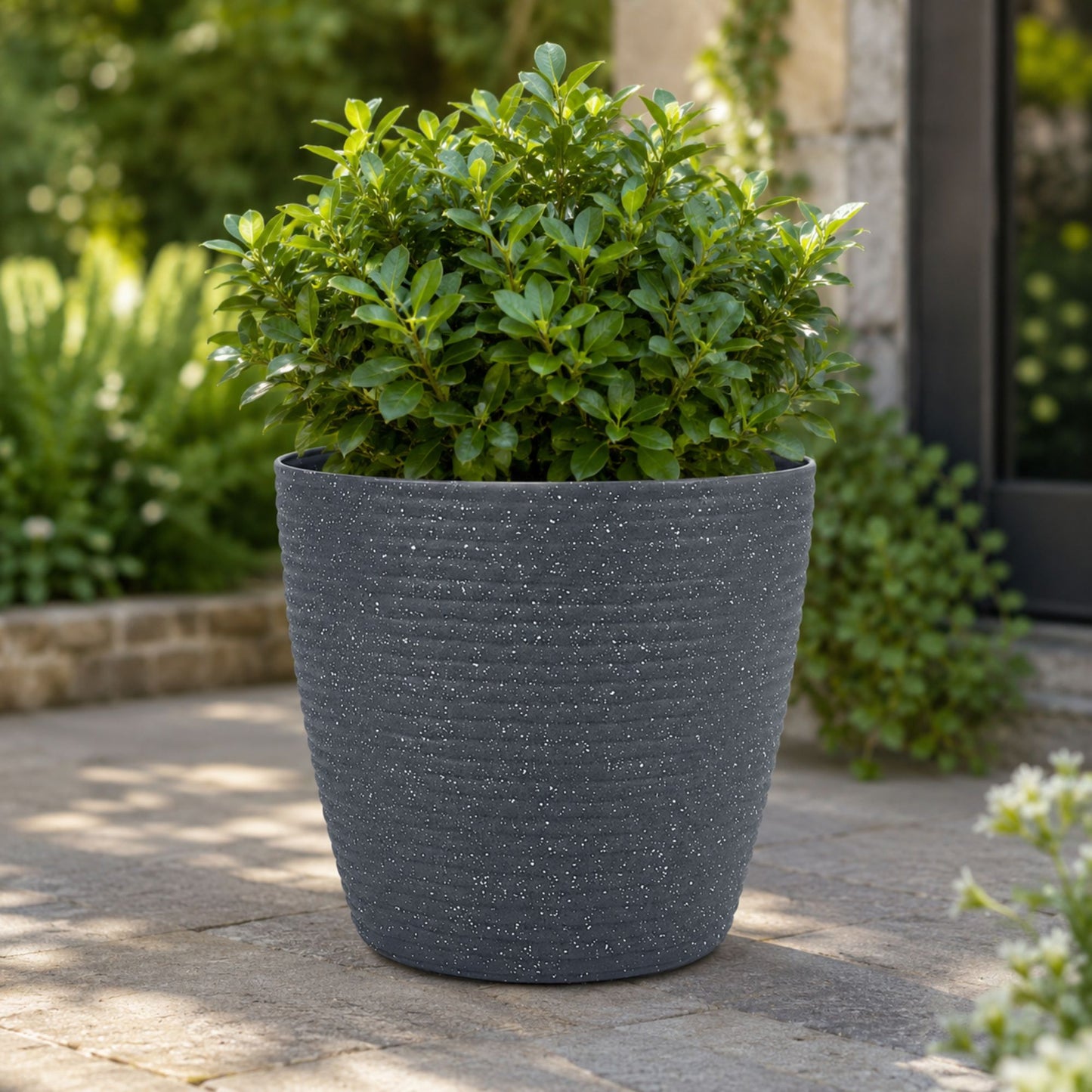 Thread Plastic Planter, Indoor Outdoor Speckled Planter