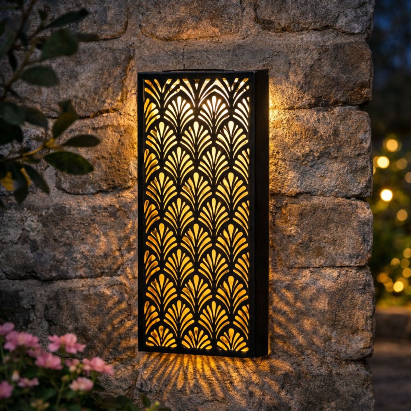 XL Outdoor Solar Wall Light – Sleek Black Design, Automatic Night Lighting