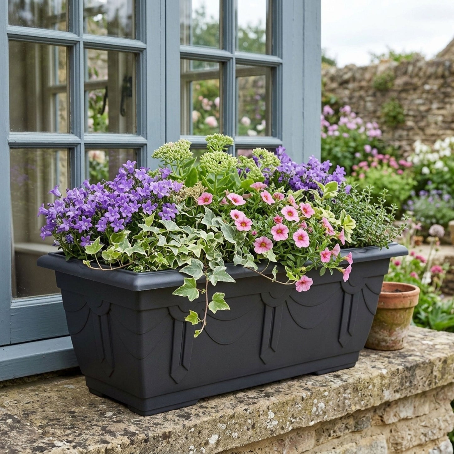 60cm Venetian Plastic Plant Pots with Trays - Large Outdoor Planters
