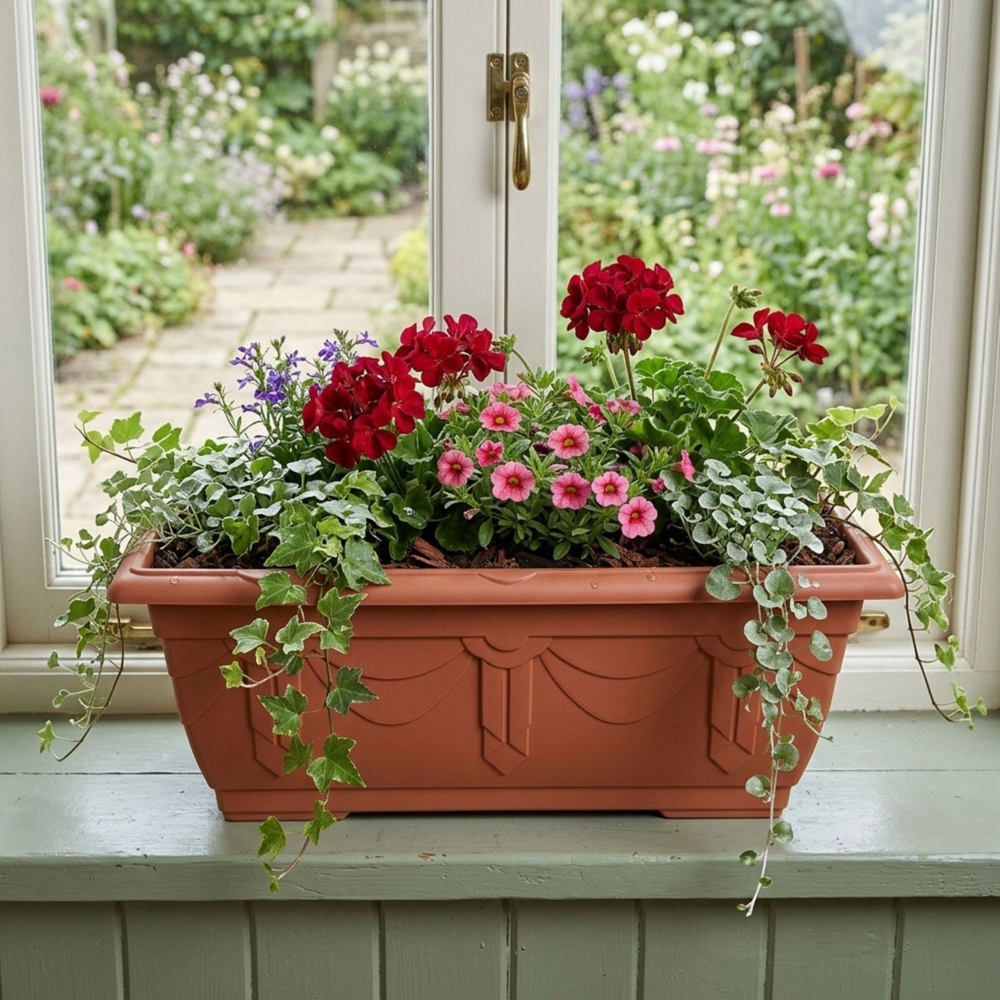 60cm Venetian Plastic Plant Pots with Trays - Large Outdoor Planters